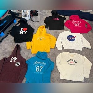 Sweater Lot